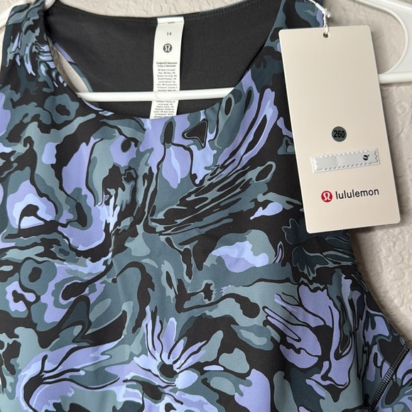 Lululemon Swift Speed Cropped Tank Top
B/C Cup Flower Meld Multi - Picture 4 of 7
